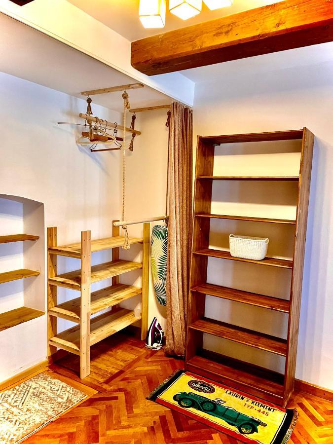 ブラショフApartament Rustic In Centrul Istoricアパートメント エクステリア 写真
